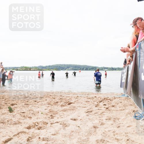 21.06.2026 - Viking Triathlon Michael Strokosch http://msf.ph/oto/9825023 21.06.2026 10:31:33 Schwimmen 486, 506 meine-sportfotos.de