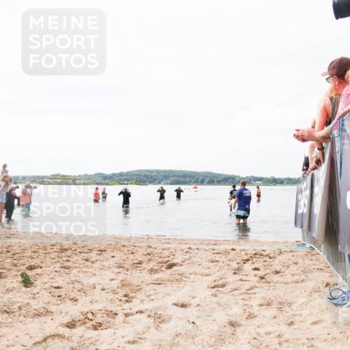 21.06.2026 - Viking Triathlon Michael Strokosch http://msf.ph/oto/9825026 21.06.2026 10:31:34 Schwimmen 486, 506 meine-sportfotos.de