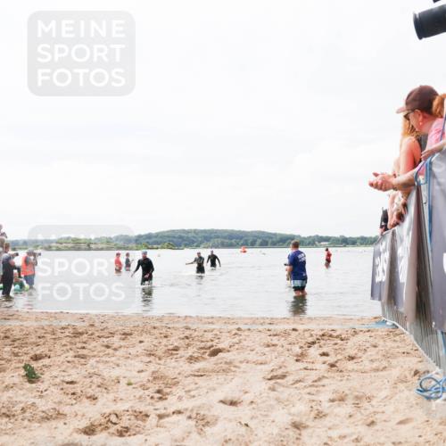 21.06.2026 - Viking Triathlon Michael Strokosch http://msf.ph/oto/9825034 21.06.2026 10:31:37 Schwimmen 17, 506 meine-sportfotos.de
