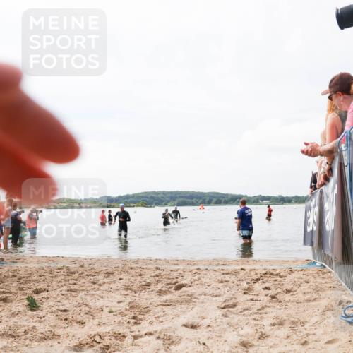 21.06.2026 - Viking Triathlon Michael Strokosch http://msf.ph/oto/9825036 21.06.2026 10:31:38 Schwimmen 17, 506 meine-sportfotos.de