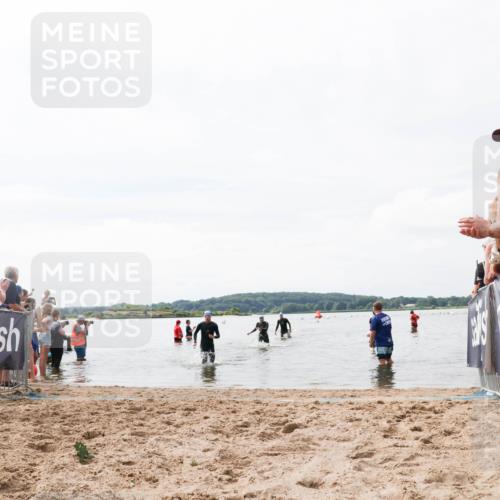 21.06.2026 - Viking Triathlon Michael Strokosch http://msf.ph/oto/9825038 21.06.2026 10:31:38 Schwimmen 17, 506 meine-sportfotos.de
