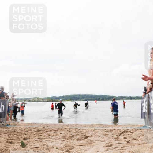 21.06.2026 - Viking Triathlon Michael Strokosch http://msf.ph/oto/9825040 21.06.2026 10:31:39 Schwimmen 17, 506 meine-sportfotos.de