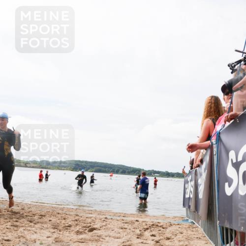 21.06.2026 - Viking Triathlon Michael Strokosch http://msf.ph/oto/9825061 21.06.2026 10:31:47 Schwimmen 17, 487, 506 meine-sportfotos.de