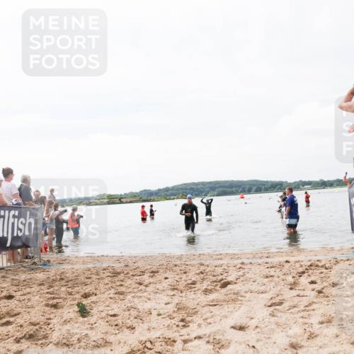 21.06.2026 - Viking Triathlon Michael Strokosch http://msf.ph/oto/9825068 21.06.2026 10:31:49 Schwimmen 17, 487 meine-sportfotos.de