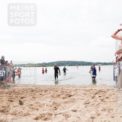 21.06.2026 - Viking Triathlon Michael Strokosch http://msf.ph/oto/9825071 21.06.2026 10:31:50 Schwimmen 17, 487 meine-sportfotos.de