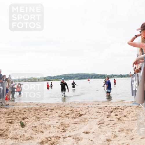 21.06.2026 - Viking Triathlon Michael Strokosch http://msf.ph/oto/9825072 21.06.2026 10:31:50 Schwimmen 17, 487 meine-sportfotos.de