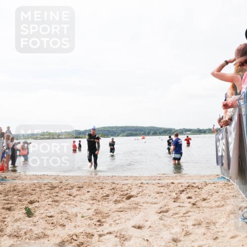 21.06.2026 - Viking Triathlon Michael Strokosch http://msf.ph/oto/9825076 21.06.2026 10:31:51 Schwimmen 17, 278, 487 meine-sportfotos.de