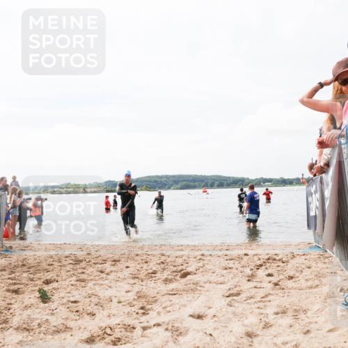21.06.2026 - Viking Triathlon Michael Strokosch http://msf.ph/oto/9825077 21.06.2026 10:31:52 Schwimmen 17, 278, 487 meine-sportfotos.de
