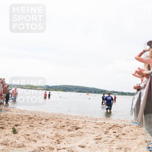 21.06.2026 - Viking Triathlon Michael Strokosch http://msf.ph/oto/9825114 21.06.2026 10:32:04 Schwimmen 278 meine-sportfotos.de