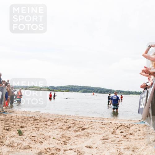 21.06.2026 - Viking Triathlon Michael Strokosch http://msf.ph/oto/9825117 21.06.2026 10:32:05 Schwimmen 278 meine-sportfotos.de
