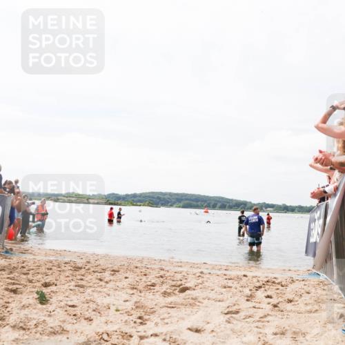 21.06.2026 - Viking Triathlon Michael Strokosch http://msf.ph/oto/9825118 21.06.2026 10:32:05 Schwimmen 278 meine-sportfotos.de