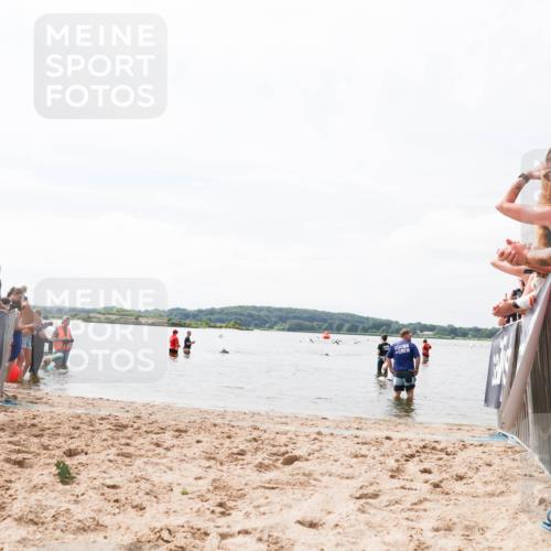 21.06.2026 - Viking Triathlon Michael Strokosch http://msf.ph/oto/9825119 21.06.2026 10:32:06 Schwimmen 278 meine-sportfotos.de