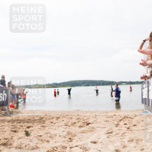 21.06.2026 - Viking Triathlon Michael Strokosch http://msf.ph/oto/9825122 21.06.2026 10:32:12 Schwimmen 145 meine-sportfotos.de