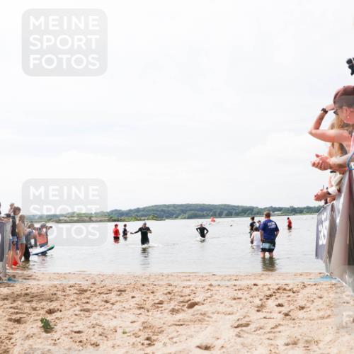 21.06.2026 - Viking Triathlon Michael Strokosch http://msf.ph/oto/9825131 21.06.2026 10:32:15 Schwimmen 145 meine-sportfotos.de