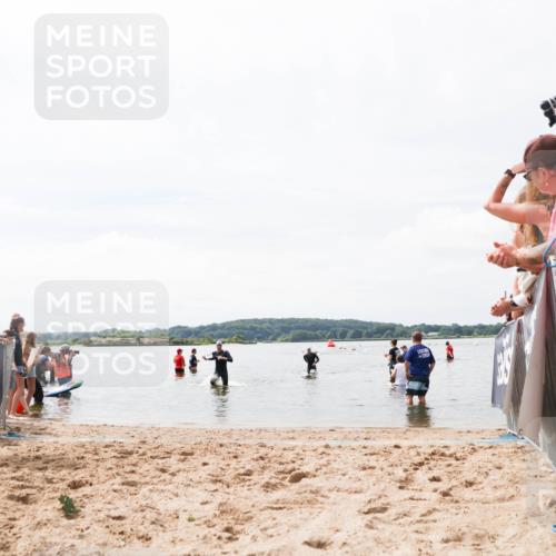 21.06.2026 - Viking Triathlon Michael Strokosch http://msf.ph/oto/9825132 21.06.2026 10:32:16 Schwimmen 145 meine-sportfotos.de