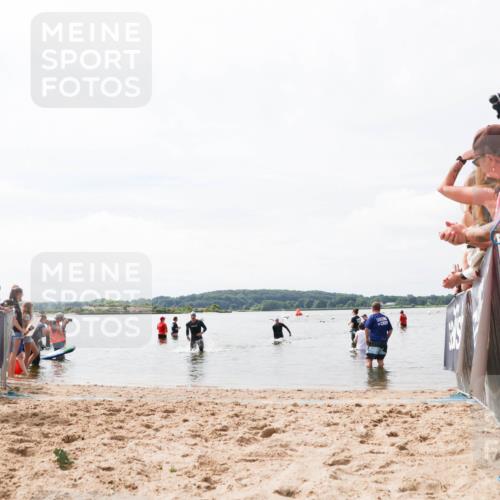 21.06.2026 - Viking Triathlon Michael Strokosch http://msf.ph/oto/9825133 21.06.2026 10:32:16 Schwimmen 145 meine-sportfotos.de