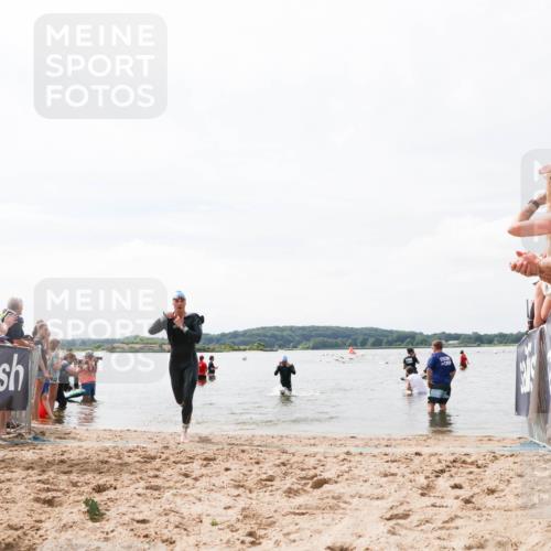 21.06.2026 - Viking Triathlon Michael Strokosch http://msf.ph/oto/9825148 21.06.2026 10:32:21 Schwimmen 13, 145 meine-sportfotos.de