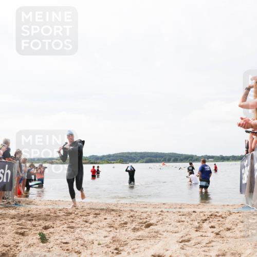 21.06.2026 - Viking Triathlon Michael Strokosch http://msf.ph/oto/9825149 21.06.2026 10:32:21 Schwimmen 13, 145 meine-sportfotos.de