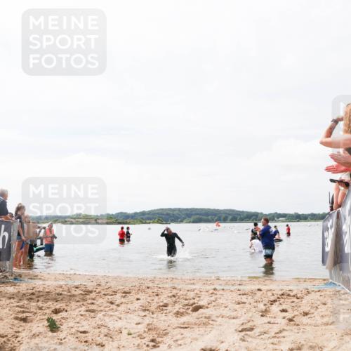 21.06.2026 - Viking Triathlon Michael Strokosch http://msf.ph/oto/9825154 21.06.2026 10:32:23 Schwimmen 13, 145 meine-sportfotos.de
