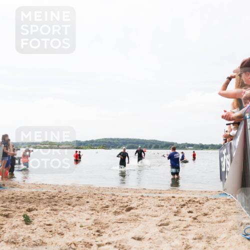 21.06.2026 - Viking Triathlon Michael Strokosch http://msf.ph/oto/9825186 21.06.2026 10:32:43 Schwimmen 447, 500 meine-sportfotos.de