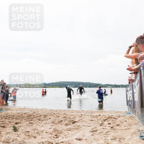 21.06.2026 - Viking Triathlon Michael Strokosch http://msf.ph/oto/9825189 21.06.2026 10:32:44 Schwimmen 447, 500 meine-sportfotos.de