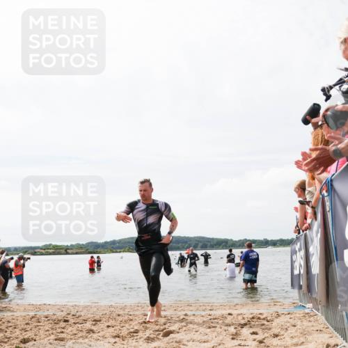21.06.2026 - Viking Triathlon Michael Strokosch http://msf.ph/oto/9825317 21.06.2026 10:33:27 Schwimmen 109, 238, 579 meine-sportfotos.de