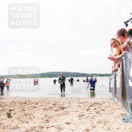 21.06.2026 - Viking Triathlon Michael Strokosch http://msf.ph/oto/9825340 21.06.2026 10:33:34 Schwimmen 446 meine-sportfotos.de