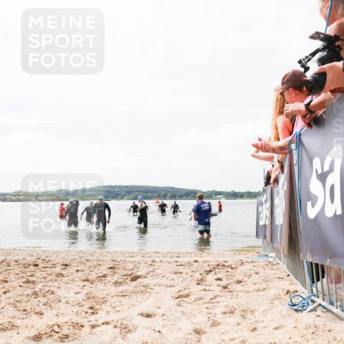 21.06.2026 - Viking Triathlon Michael Strokosch http://msf.ph/oto/9825362 21.06.2026 10:33:42 Schwimmen 62, 180, 392, 446, 537 meine-sportfotos.de