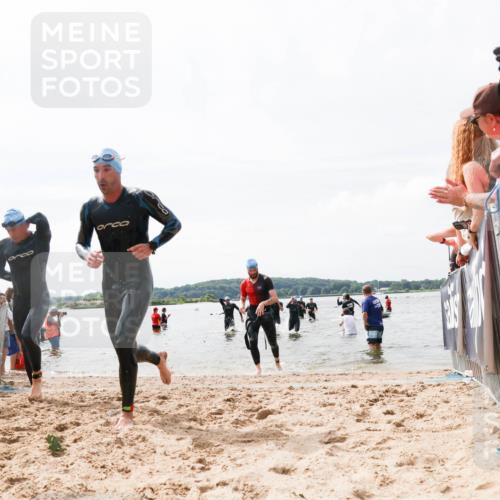 21.06.2026 - Viking Triathlon Michael Strokosch http://msf.ph/oto/9825384 21.06.2026 10:33:49 Schwimmen 28, 62, 180, 249, 392, 410, 537 meine-sportfotos.de