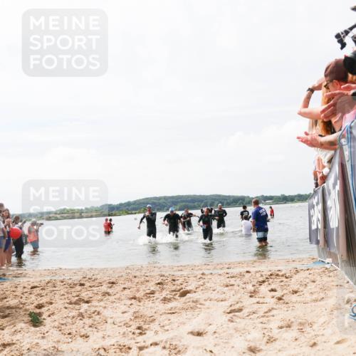 21.06.2026 - Viking Triathlon Michael Strokosch http://msf.ph/oto/9825395 21.06.2026 10:33:53 Schwimmen 28, 62, 180, 249, 265, 410, 524, 537 meine-sportfotos.de