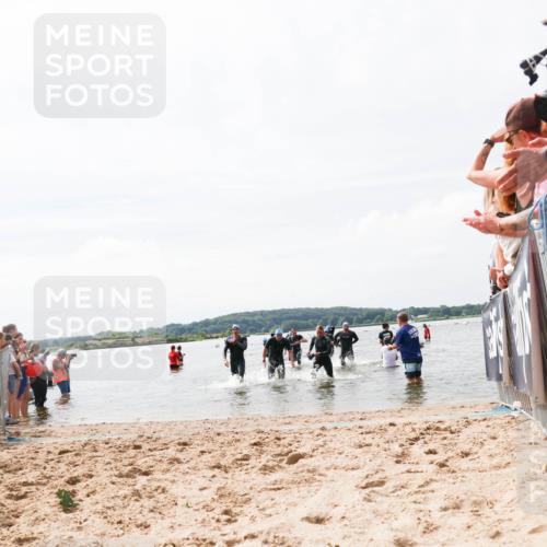21.06.2026 - Viking Triathlon Michael Strokosch http://msf.ph/oto/9825396 21.06.2026 10:33:53 Schwimmen 28, 62, 180, 249, 265, 410, 524, 537 meine-sportfotos.de