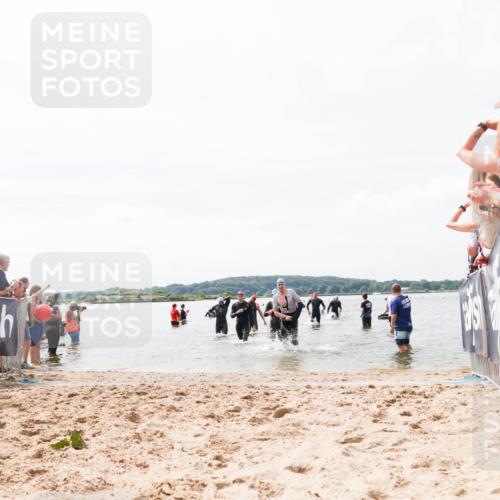 21.06.2026 - Viking Triathlon Michael Strokosch http://msf.ph/oto/9825428 21.06.2026 10:34:04 Schwimmen 28, 102, 154, 265, 343, 432, 524, 660, 664 meine-sportfotos.de