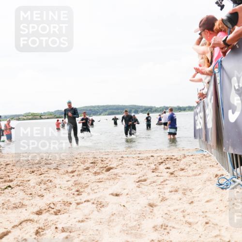 21.06.2026 - Viking Triathlon Michael Strokosch http://msf.ph/oto/9825495 21.06.2026 10:34:26 Schwimmen 30, 47, 90, 170, 576, 627 meine-sportfotos.de