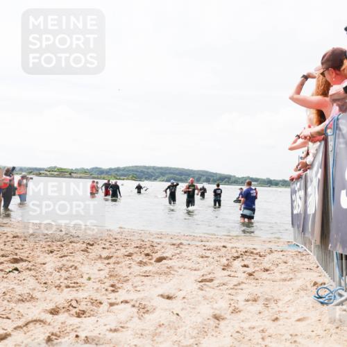 21.06.2026 - Viking Triathlon Michael Strokosch http://msf.ph/oto/9825522 21.06.2026 10:34:35 Schwimmen 30, 90, 170, 391, 653 meine-sportfotos.de