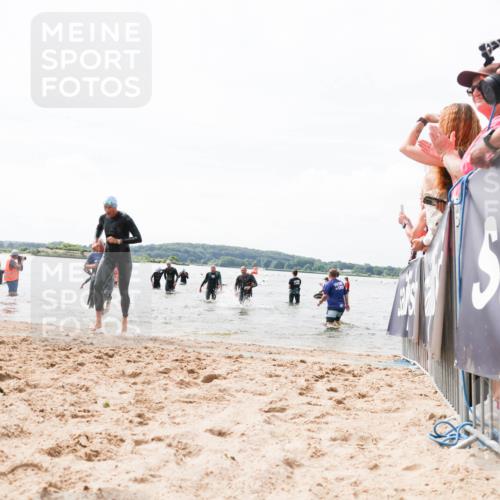 21.06.2026 - Viking Triathlon Michael Strokosch http://msf.ph/oto/9825556 21.06.2026 10:34:46 Schwimmen 51, 82, 118, 255, 391, 440, 653 meine-sportfotos.de