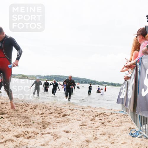21.06.2026 - Viking Triathlon Michael Strokosch http://msf.ph/oto/9825573 21.06.2026 10:34:52 Schwimmen 26, 51, 82, 118, 161, 199, 255, 386, 440, 536 meine-sportfotos.de