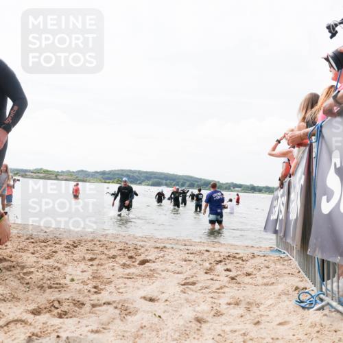 21.06.2026 - Viking Triathlon Michael Strokosch http://msf.ph/oto/9825605 21.06.2026 10:35:03 Schwimmen 26, 161, 199, 267, 386, 536, 621 meine-sportfotos.de