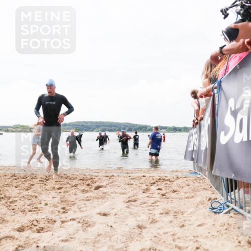 21.06.2026 - Viking Triathlon Michael Strokosch http://msf.ph/oto/9825619 21.06.2026 10:35:07 Schwimmen 18, 26, 199, 267, 372, 621 meine-sportfotos.de