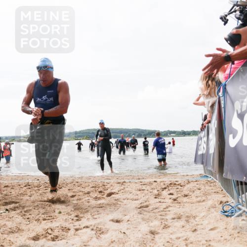 21.06.2026 - Viking Triathlon Michael Strokosch http://msf.ph/oto/9825644 21.06.2026 10:35:15 Schwimmen 18, 100, 372, 568, 621, 623 meine-sportfotos.de
