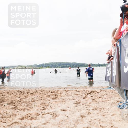 21.06.2026 - Viking Triathlon Michael Strokosch http://msf.ph/oto/9825727 21.06.2026 10:35:43 Schwimmen 49, 226, 332 meine-sportfotos.de
