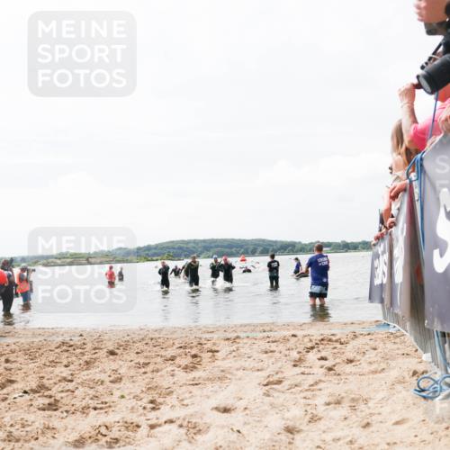 21.06.2026 - Viking Triathlon Michael Strokosch http://msf.ph/oto/9825754 21.06.2026 10:35:55 Schwimmen 137, 202, 472, 651 meine-sportfotos.de