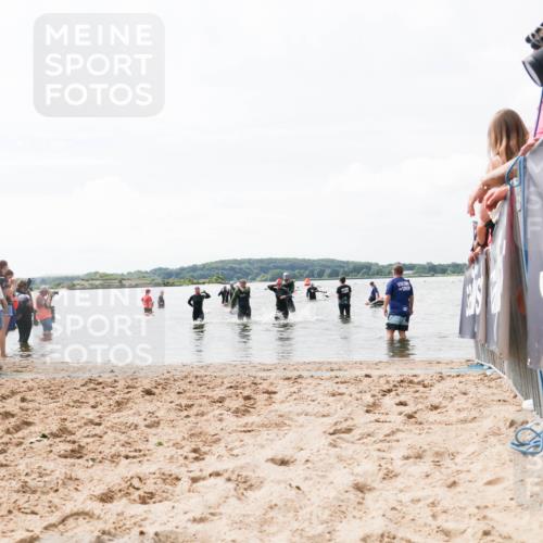 21.06.2026 - Viking Triathlon Michael Strokosch http://msf.ph/oto/9825758 21.06.2026 10:35:56 Schwimmen 137, 202, 472, 651 meine-sportfotos.de