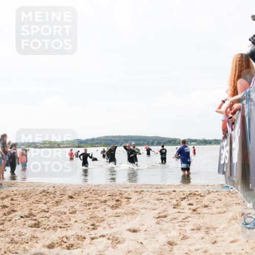 21.06.2026 - Viking Triathlon Michael Strokosch http://msf.ph/oto/9825763 21.06.2026 10:35:58 Schwimmen 137, 202, 472, 651 meine-sportfotos.de