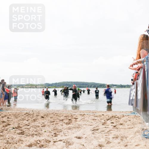 21.06.2026 - Viking Triathlon Michael Strokosch http://msf.ph/oto/9825767 21.06.2026 10:35:59 Schwimmen 20, 137, 202, 472, 651 meine-sportfotos.de