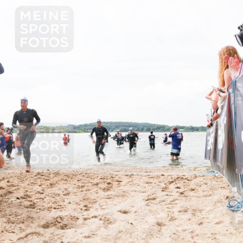 21.06.2026 - Viking Triathlon Michael Strokosch http://msf.ph/oto/9825806 21.06.2026 10:36:12 Schwimmen 20, 200, 323, 360, 530, 560, 656 meine-sportfotos.de