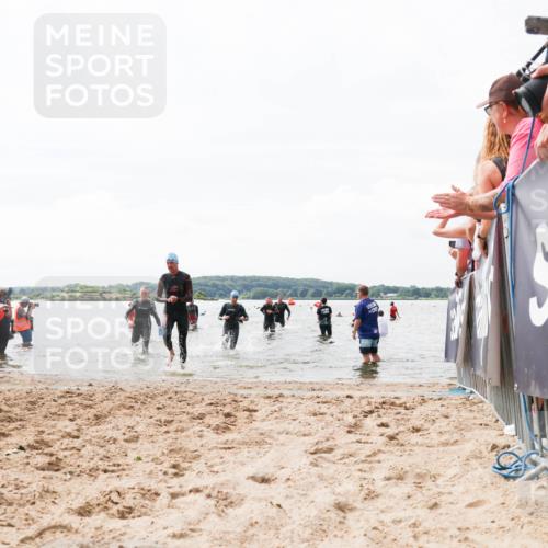 21.06.2026 - Viking Triathlon Michael Strokosch http://msf.ph/oto/9825847 21.06.2026 10:36:26 Schwimmen 16, 43, 113, 205, 323, 475, 556, 604, 656 meine-sportfotos.de