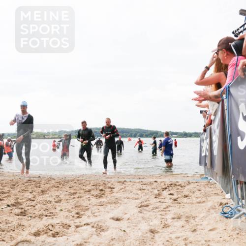 21.06.2026 - Viking Triathlon Michael Strokosch http://msf.ph/oto/9825868 21.06.2026 10:36:33 Schwimmen 16, 43, 113, 205, 475, 543, 604, 612 meine-sportfotos.de