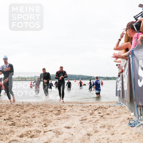 21.06.2026 - Viking Triathlon Michael Strokosch http://msf.ph/oto/9825869 21.06.2026 10:36:33 Schwimmen 16, 43, 113, 205, 475, 543, 604, 612 meine-sportfotos.de