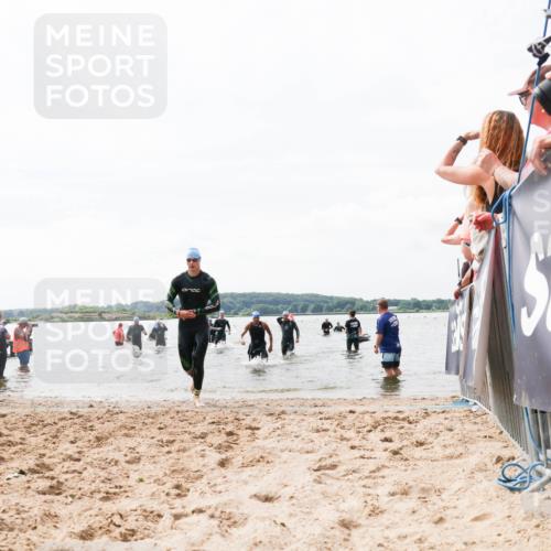 21.06.2026 - Viking Triathlon Michael Strokosch http://msf.ph/oto/9825922 21.06.2026 10:36:51 Schwimmen 68, 87, 219, 364, 526, 606, 648 meine-sportfotos.de