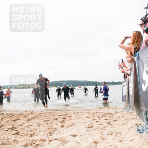 21.06.2026 - Viking Triathlon Michael Strokosch http://msf.ph/oto/9825961 21.06.2026 10:37:04 Schwimmen 84, 87, 122, 186, 325, 364, 395, 407, 606 meine-sportfotos.de